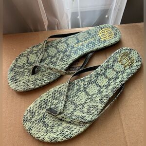 House of Harlow 1960 Snake Print Sandals